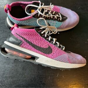 Nike Women’s Air Max Flyknit Racer fuchsia Dream Mesh Running Sneakers